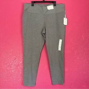 NWT Stylus Mid Rise Herringbone Legging